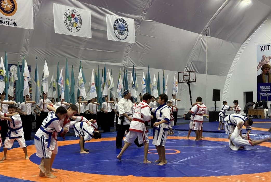 Фото: пресс-служба Фонда "Қазақстан халқына"